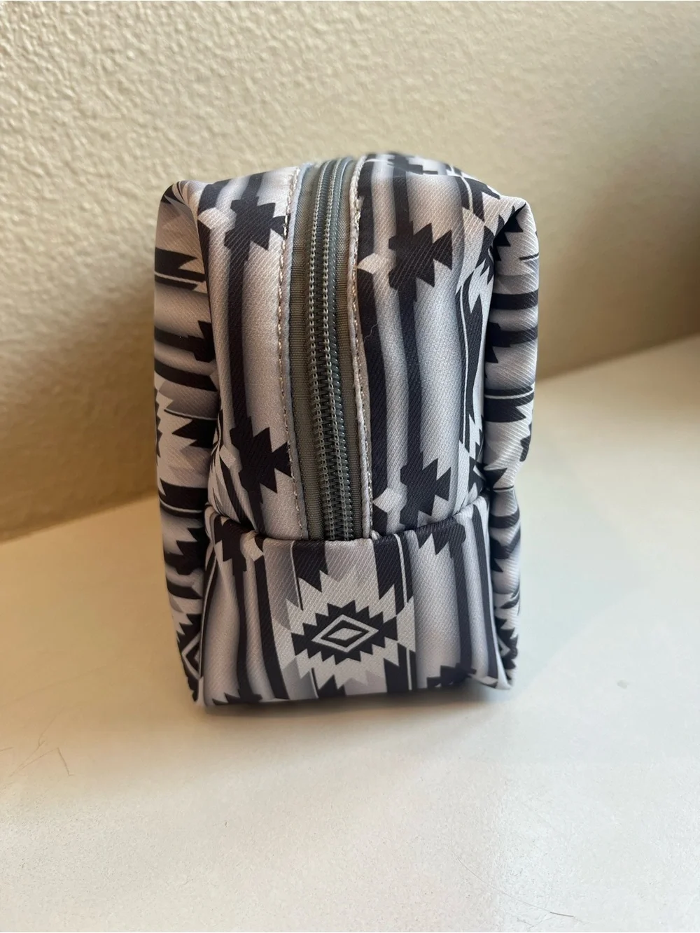 Wrangler Black & White Aztec Pouch Cosmetic Bag